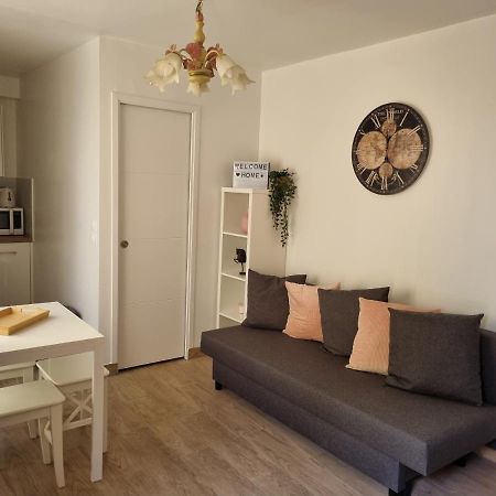 Maison Ville Dans Une Voie Privee 생투앙 외부 사진